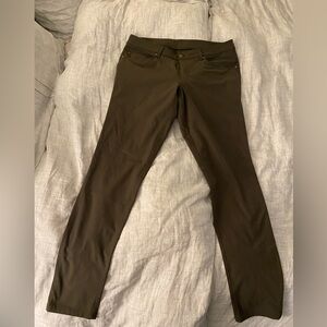 Men’s Lululemon ABC Olive Green Pants - 34 - skinny